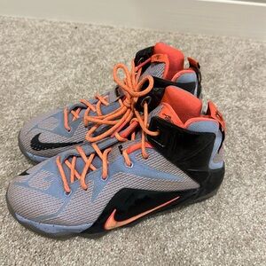 Lebron Nike basketball shoes size 5.